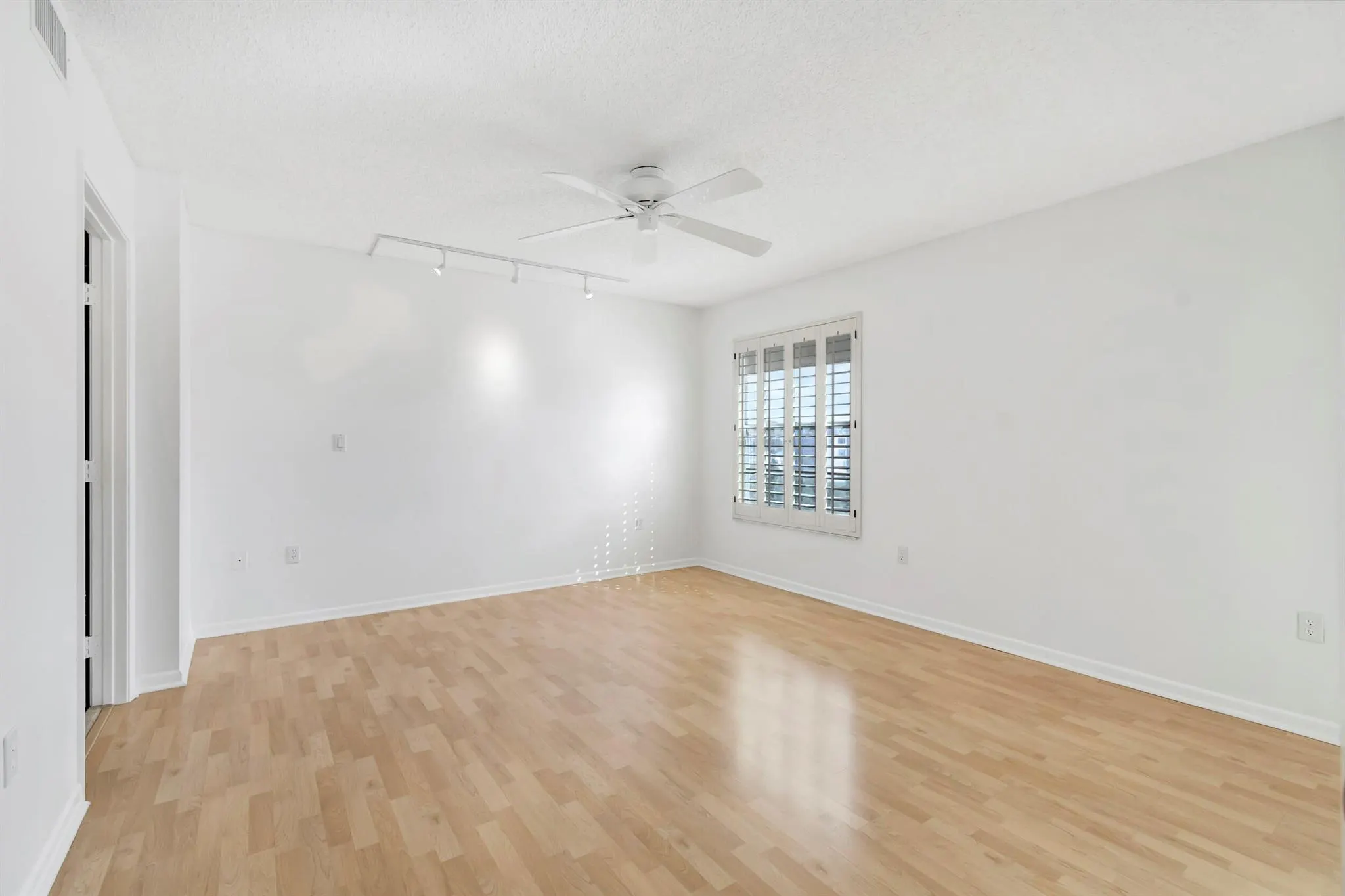 14096 Huntington Pointe Drive, #407