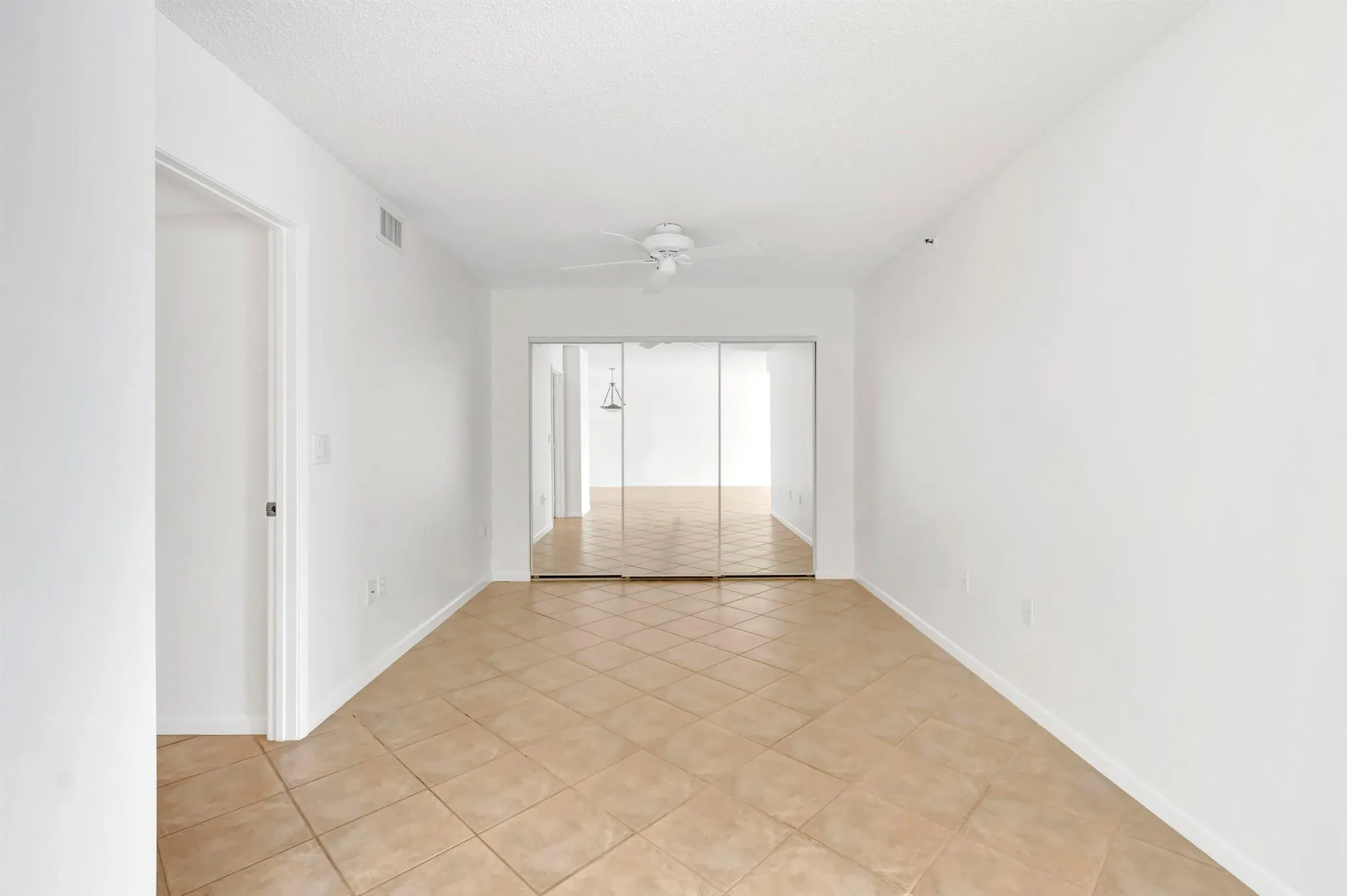 14096 Huntington Pointe Drive, #407