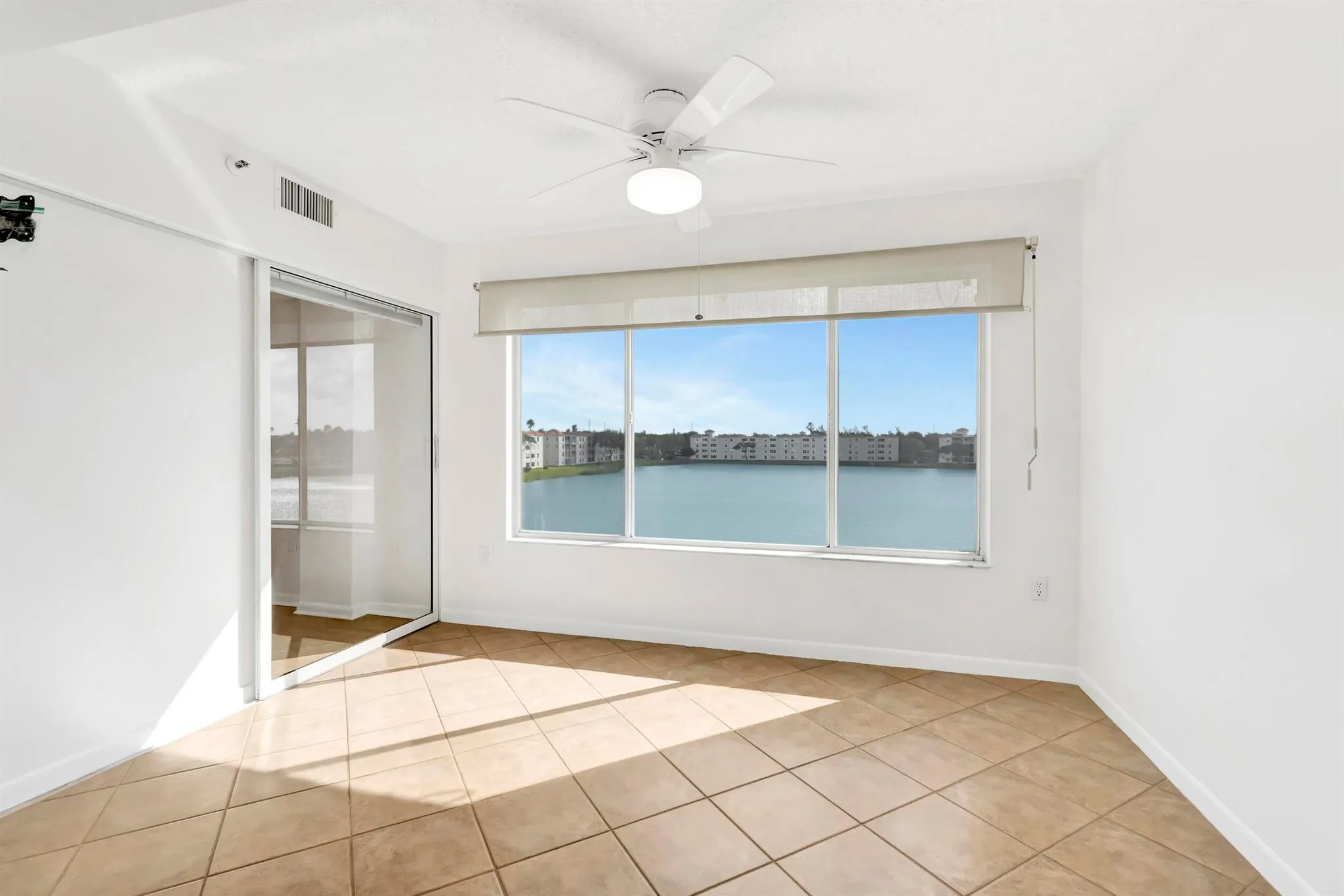 14096 Huntington Pointe Drive, #407