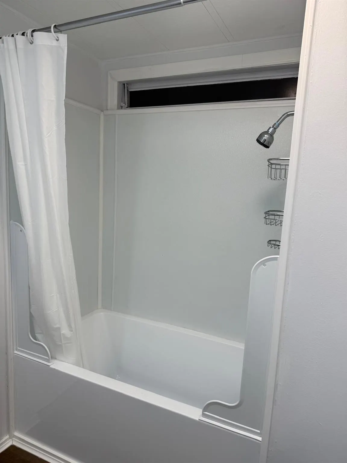 11621 Venetian Avenue