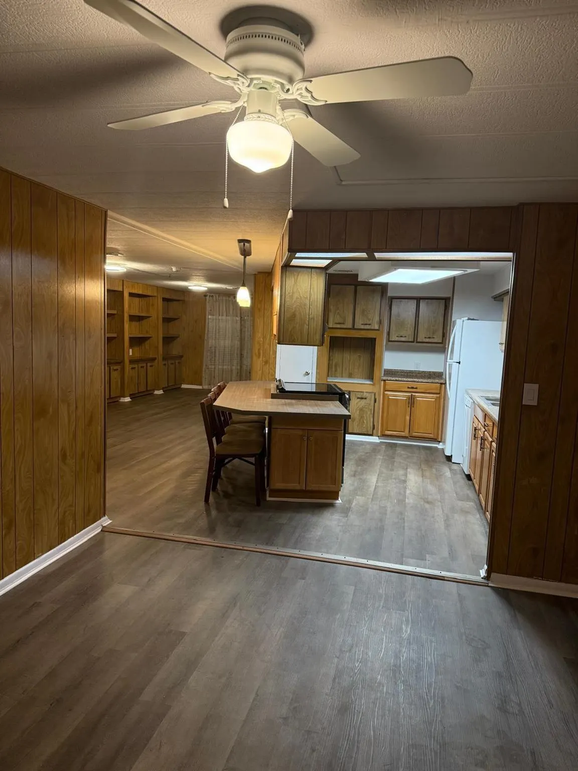 11621 Venetian Avenue