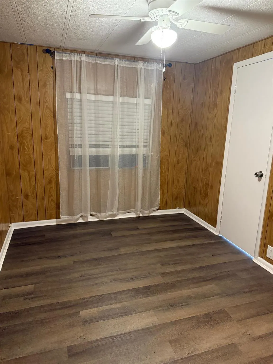 11621 Venetian Avenue