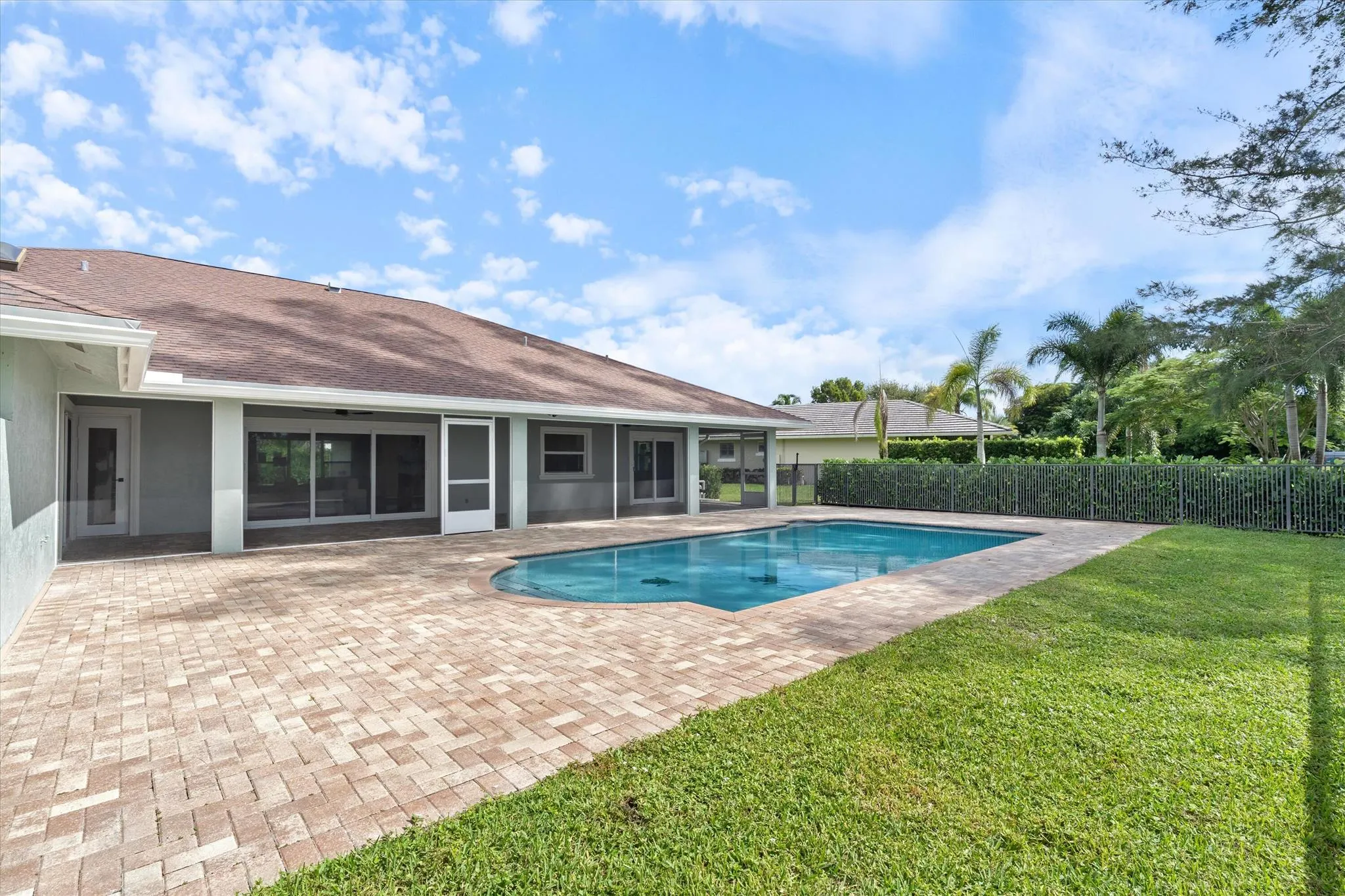 1395 Pine Valley Drive