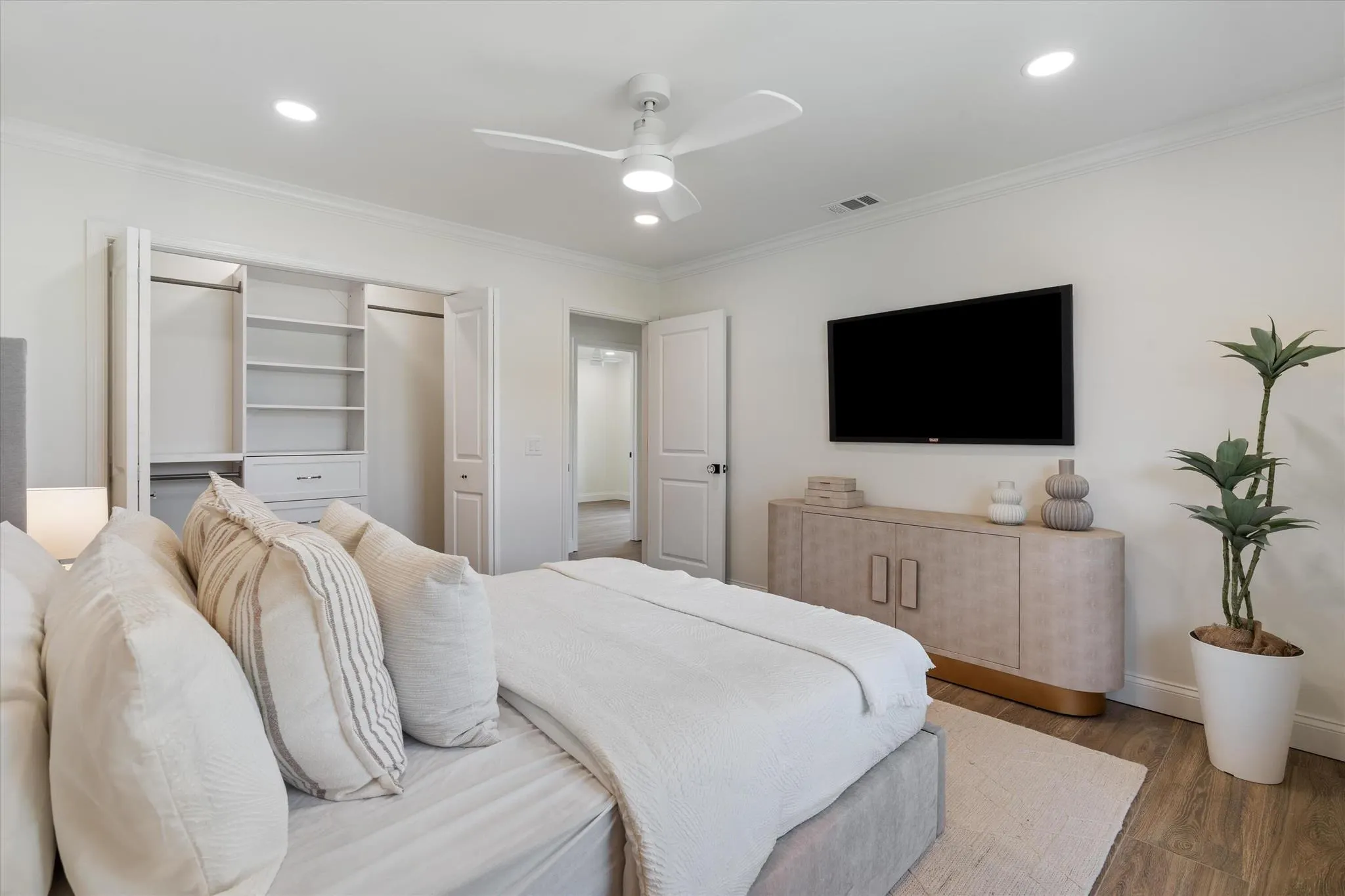 1395 Pine Valley Drive