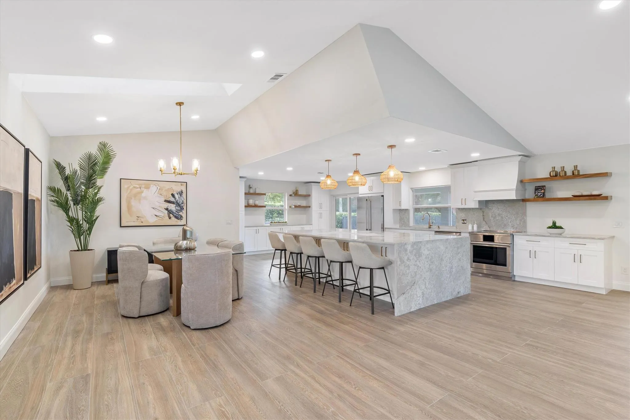 1395 Pine Valley Drive