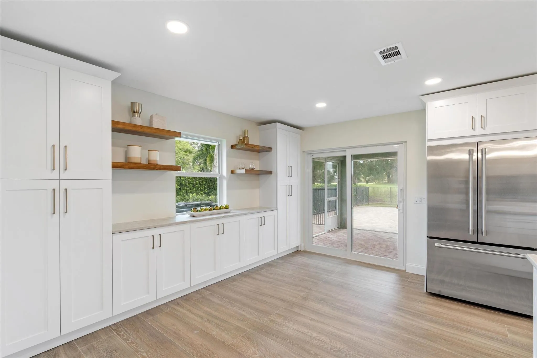 1395 Pine Valley Drive