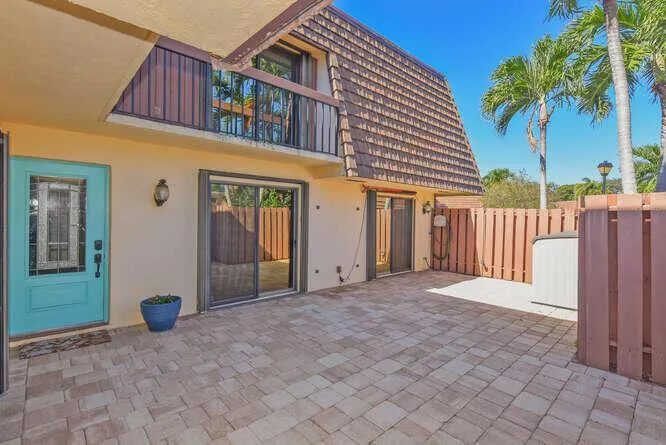 11 Atrium Circle, #D