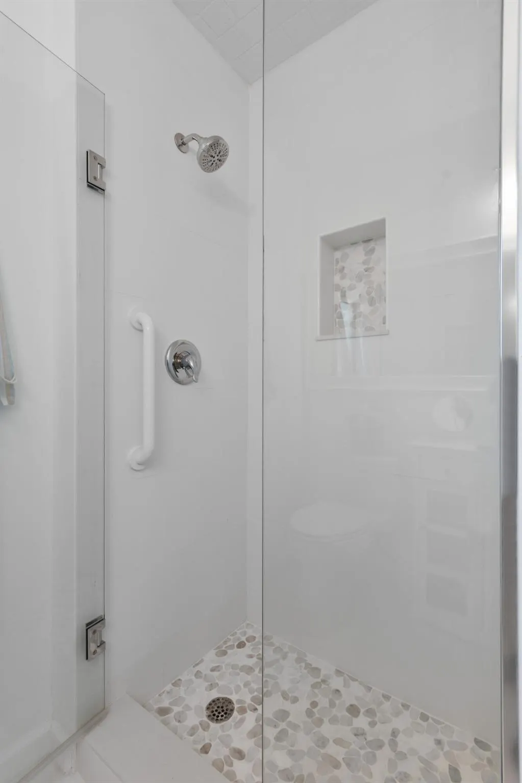 122 Peruvian Avenue, #18