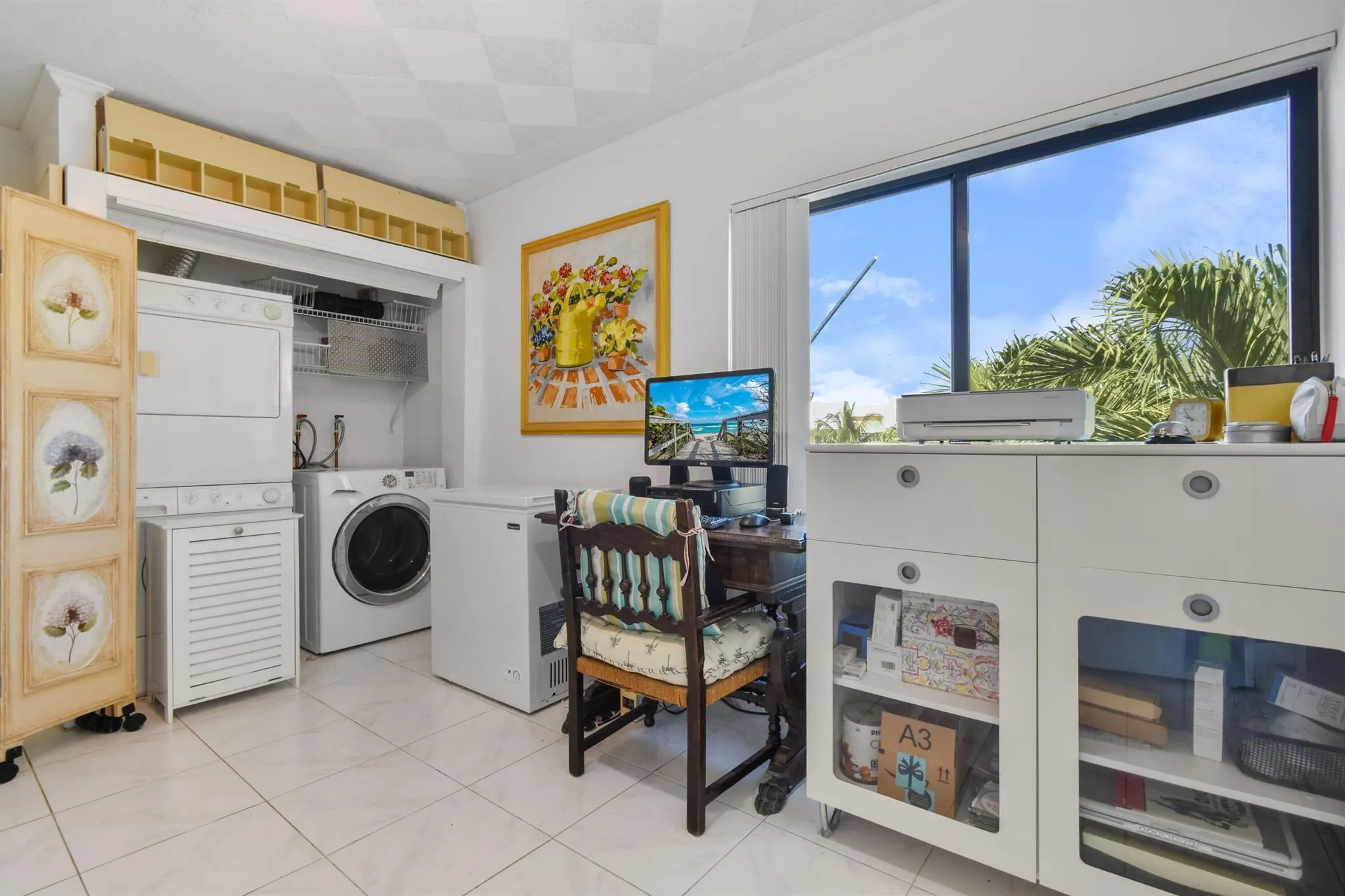 122 Peruvian Avenue, #18