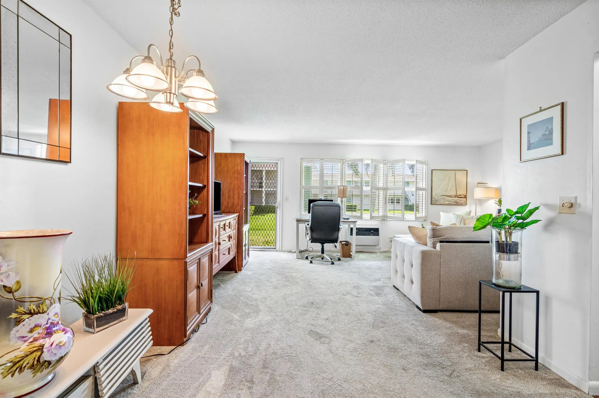 320 Horizons W, #103