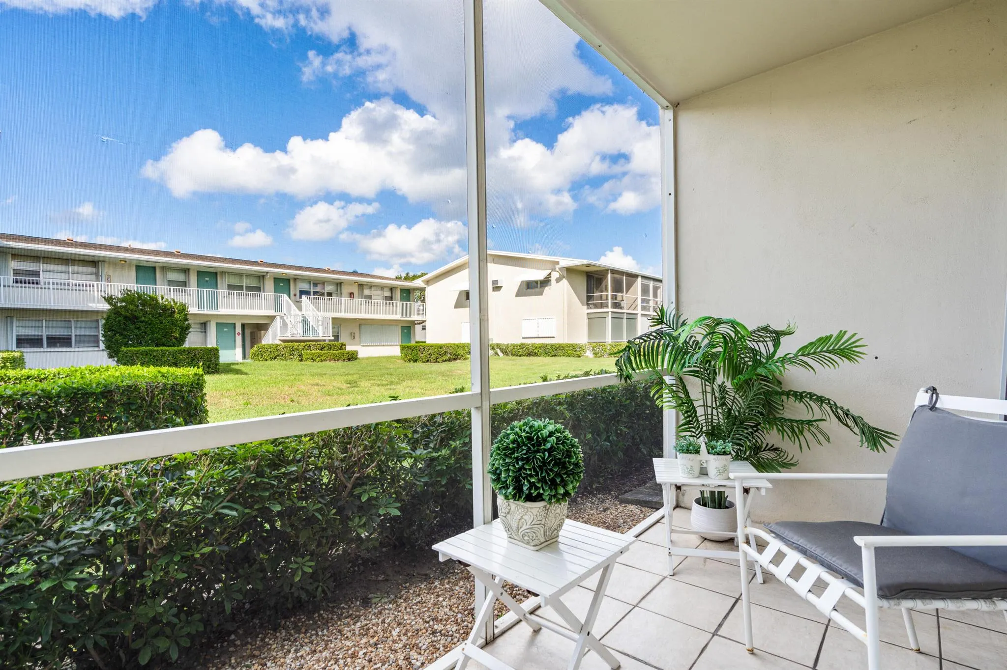 320 Horizons W, #103