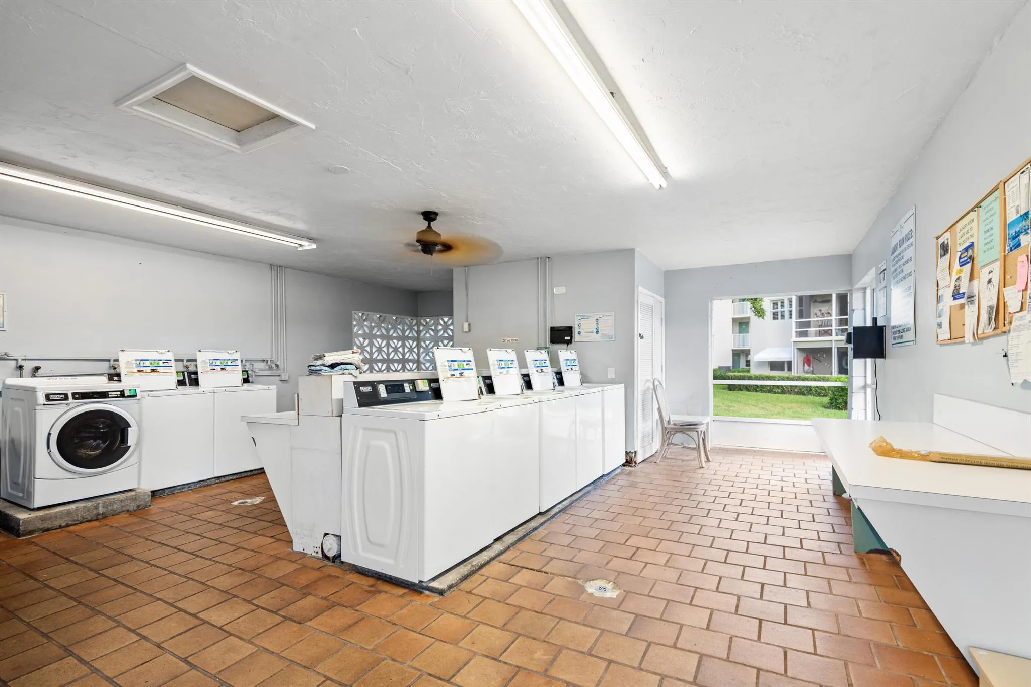 320 Horizons W, #103