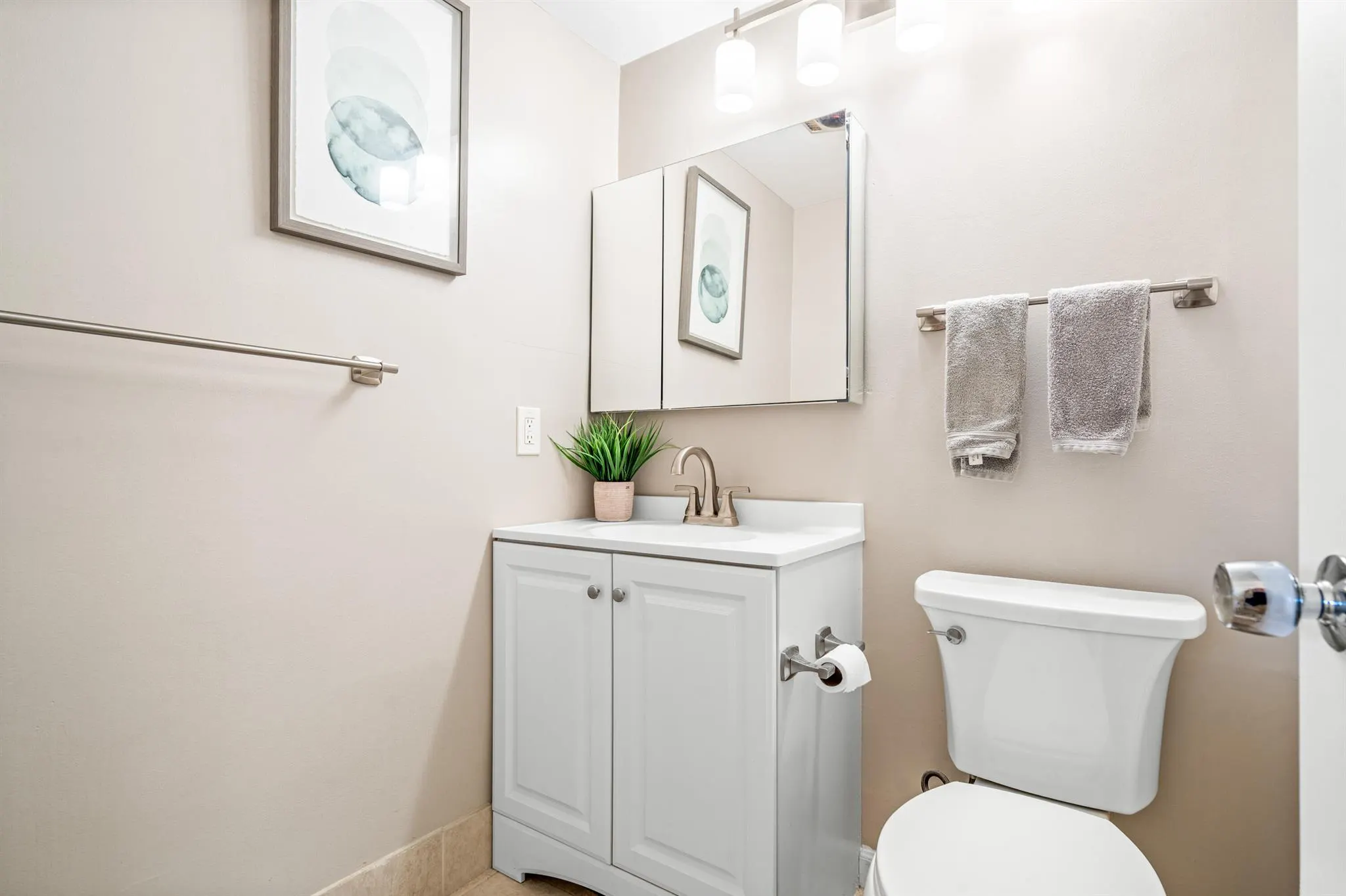 320 Horizons W, #103