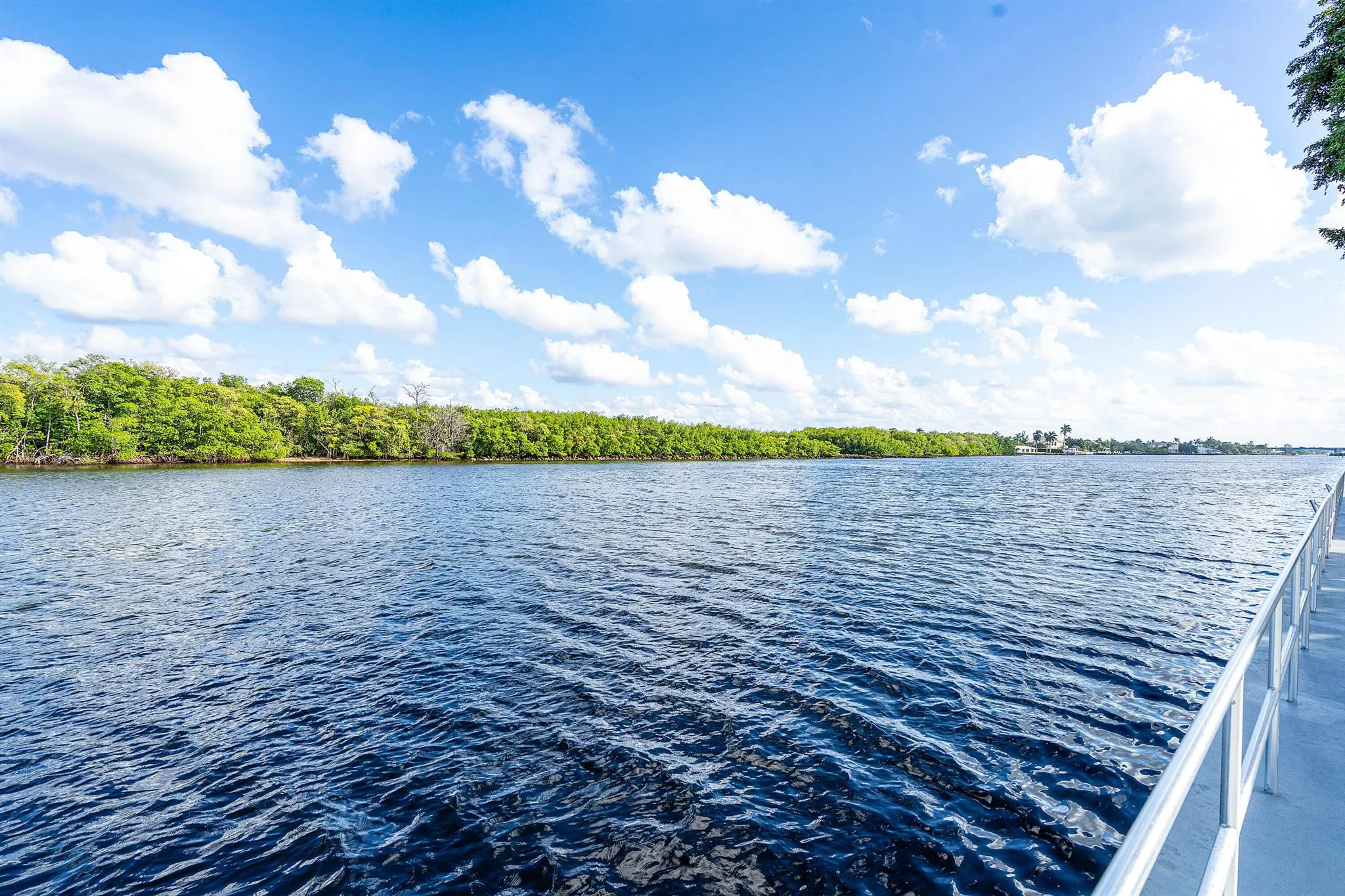 320 Horizons W, #103