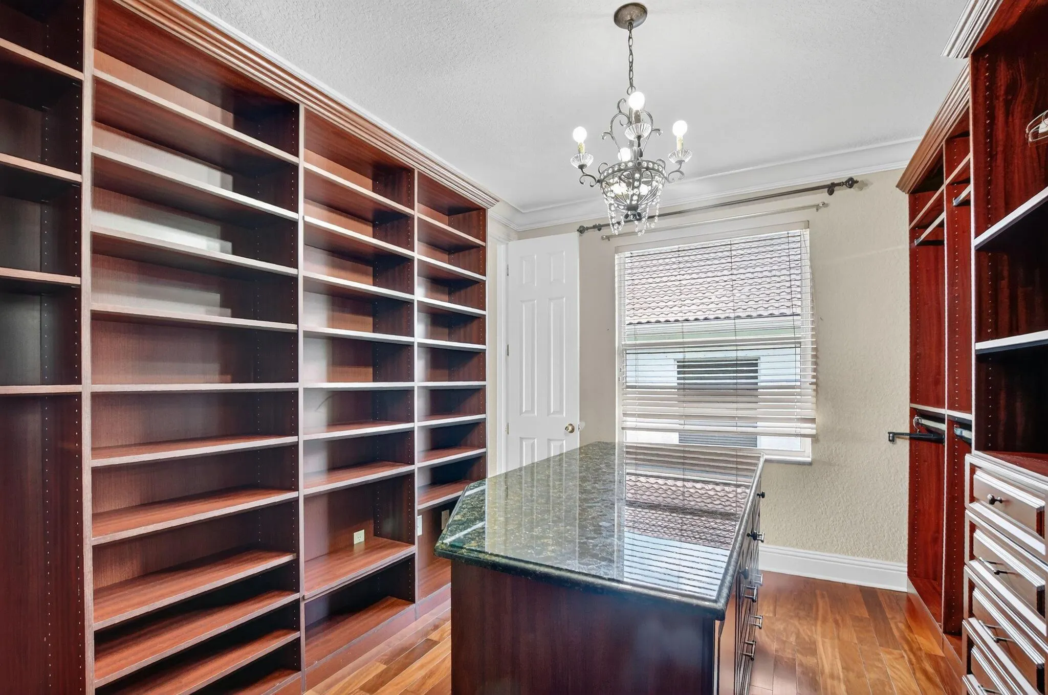 9833 Palma Vista Way