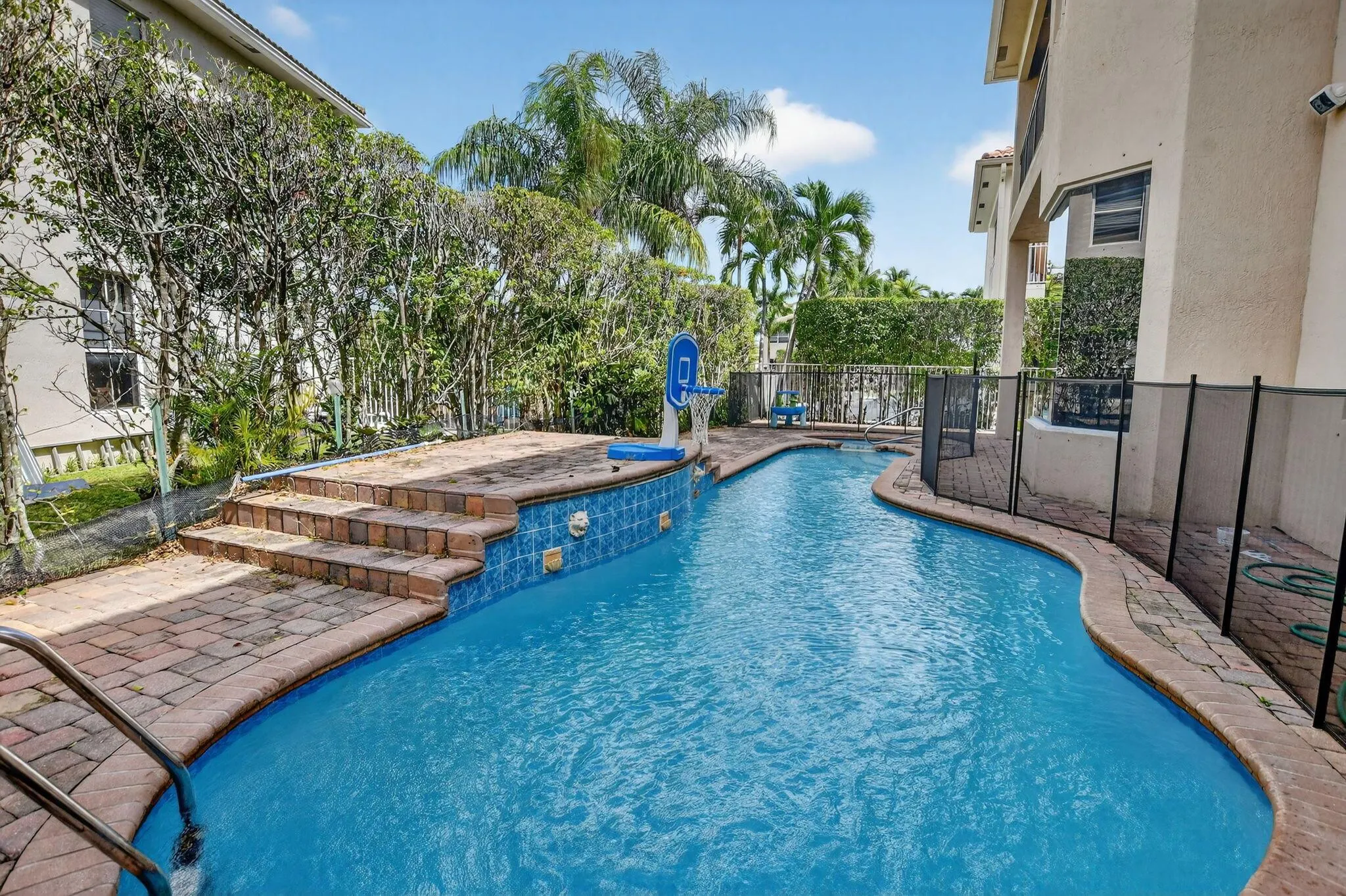 9833 Palma Vista Way