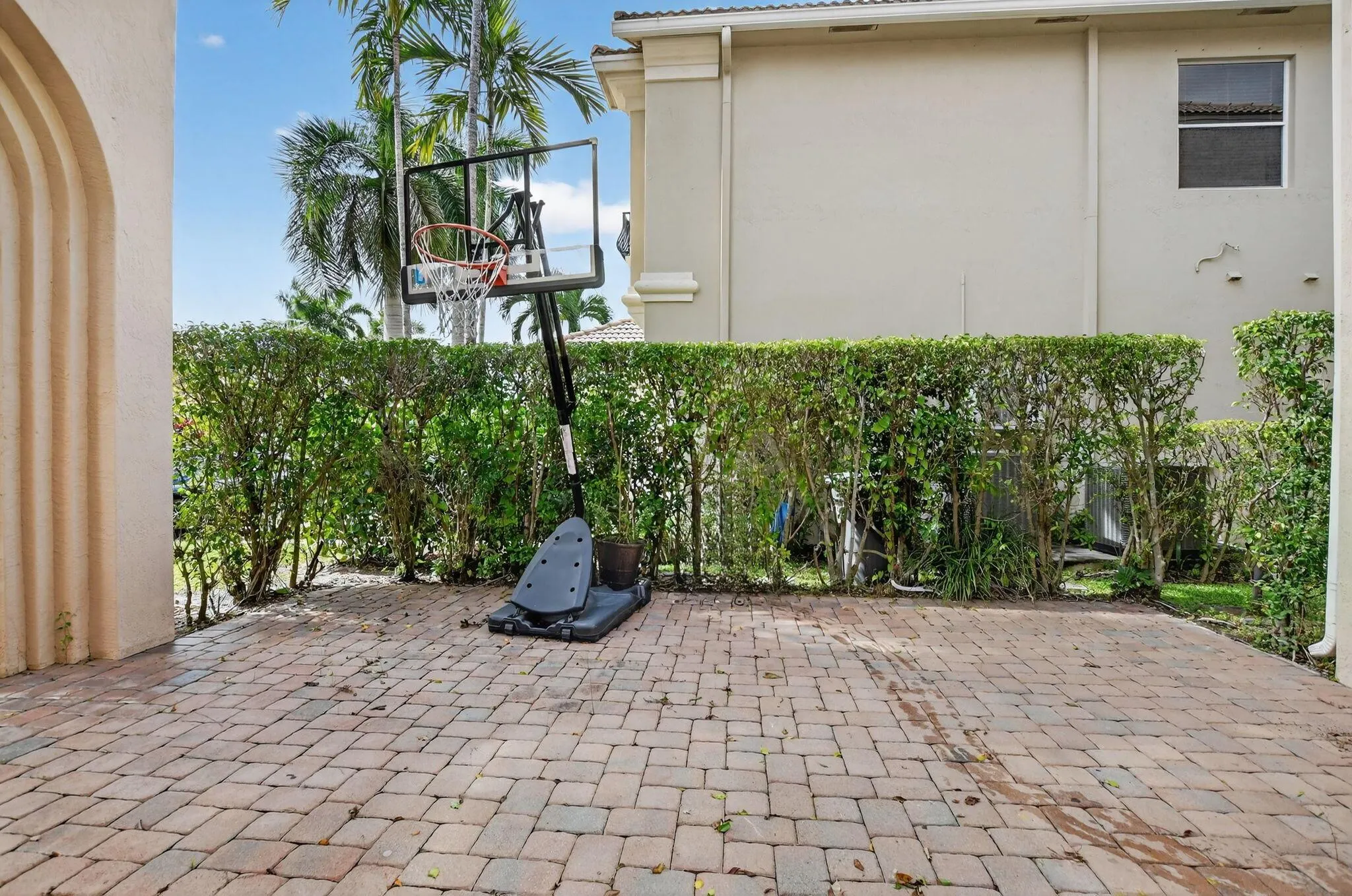 9833 Palma Vista Way