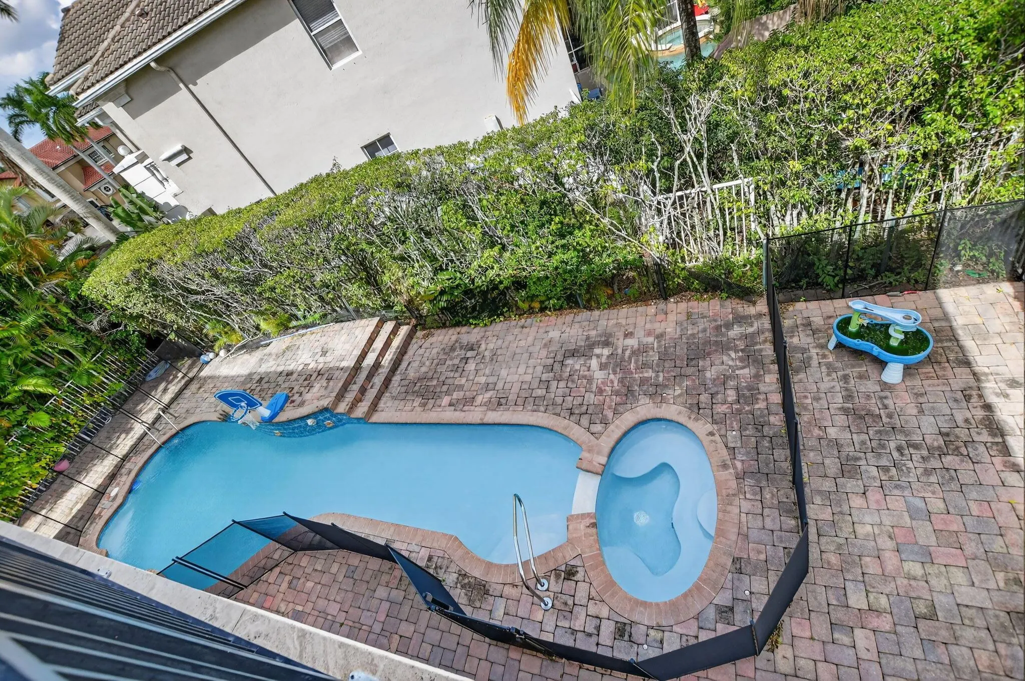 9833 Palma Vista Way