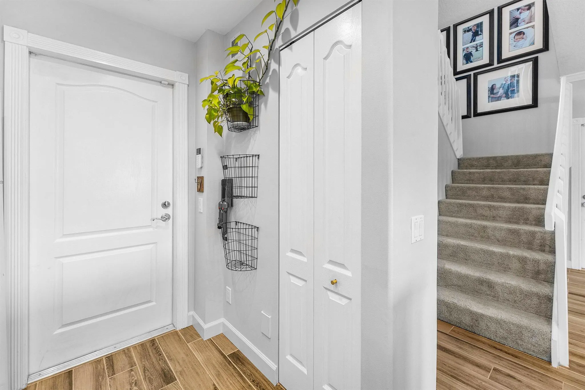 2109 Tarpon Lake Way