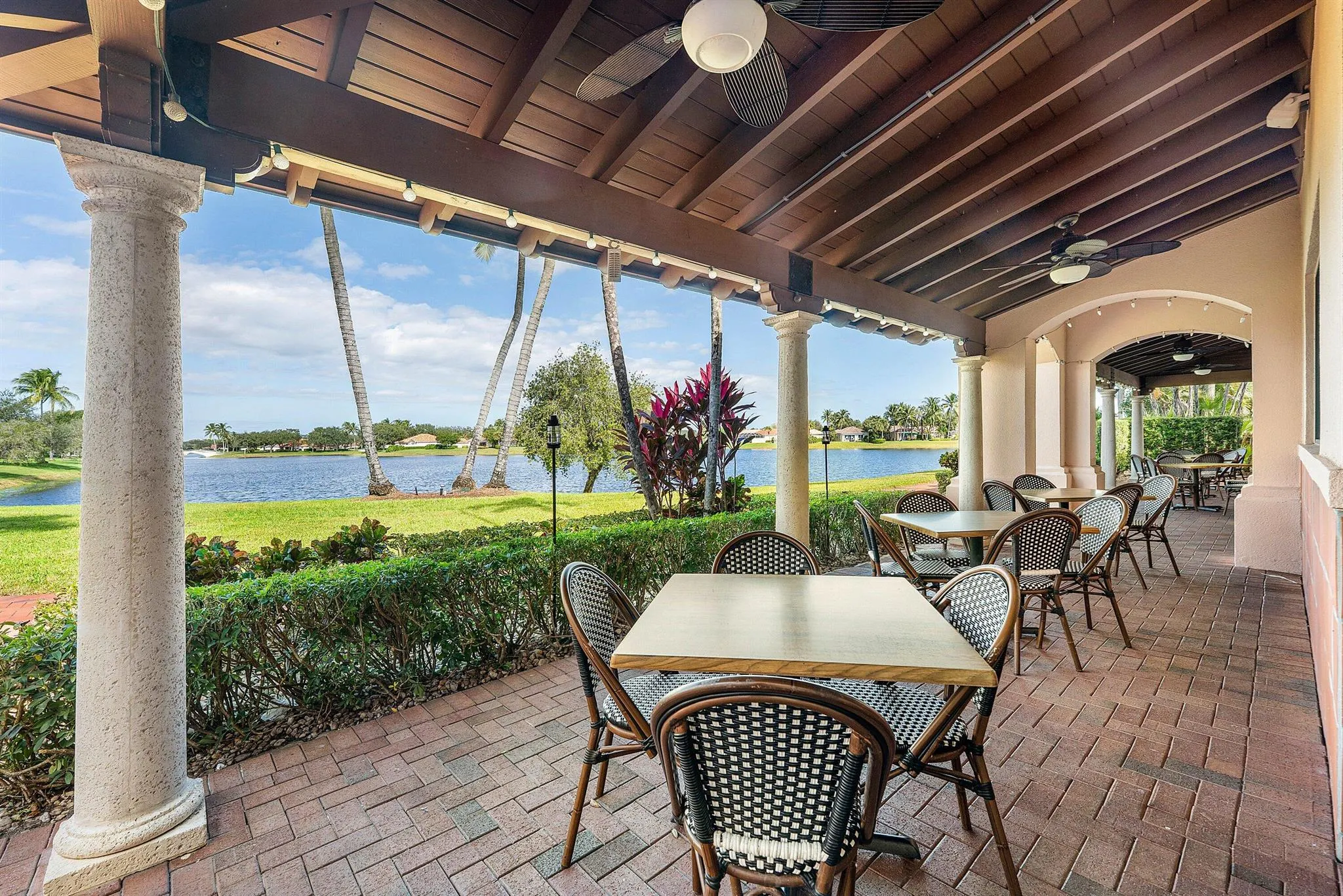 2109 Tarpon Lake Way