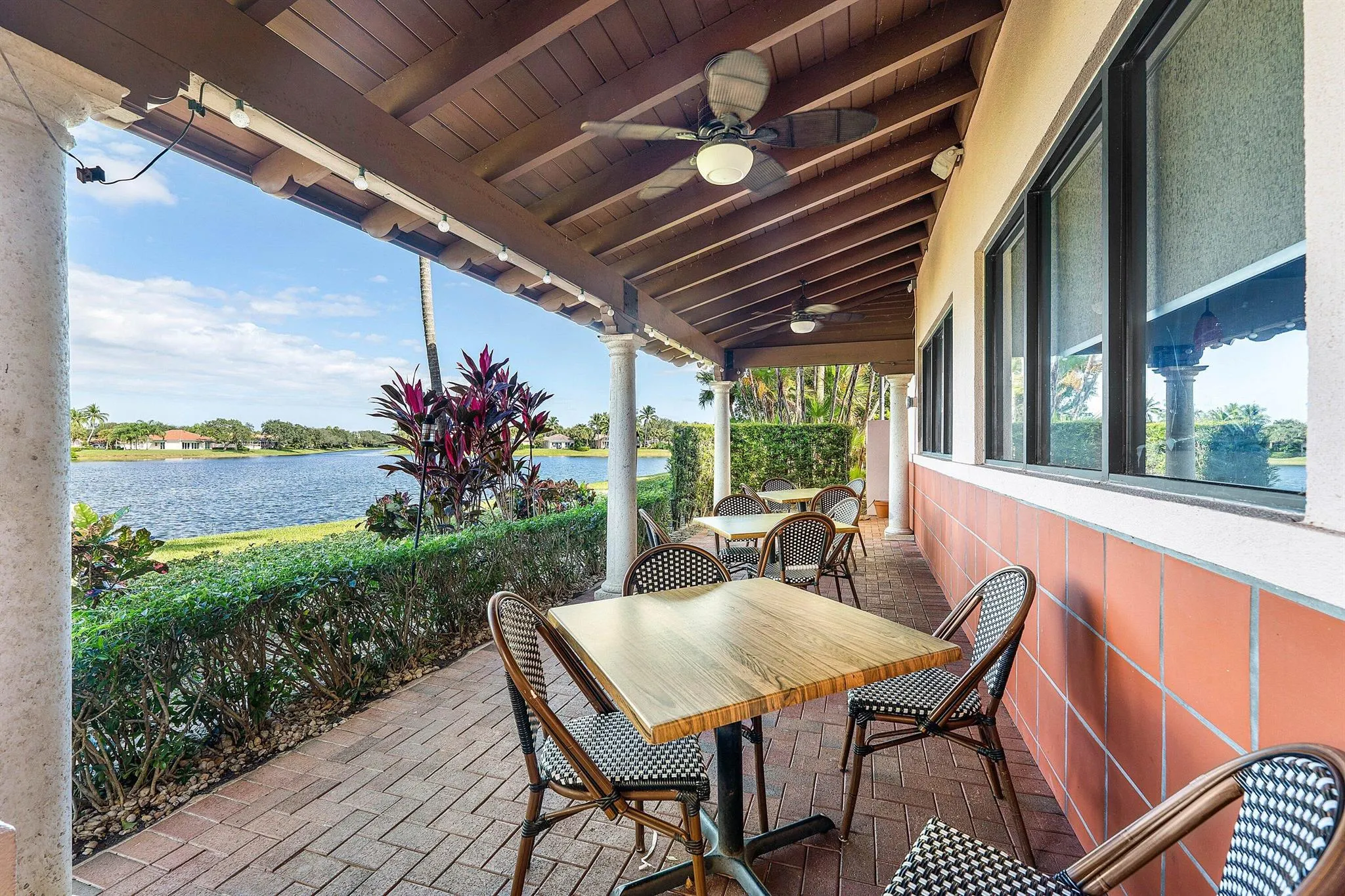 2109 Tarpon Lake Way