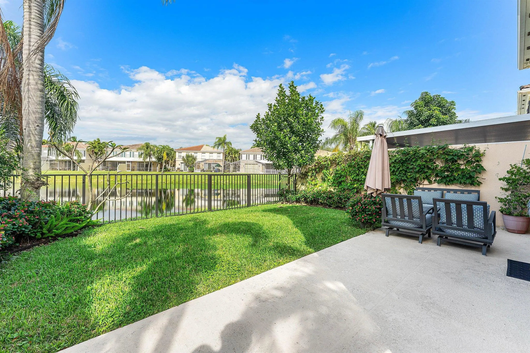 2109 Tarpon Lake Way