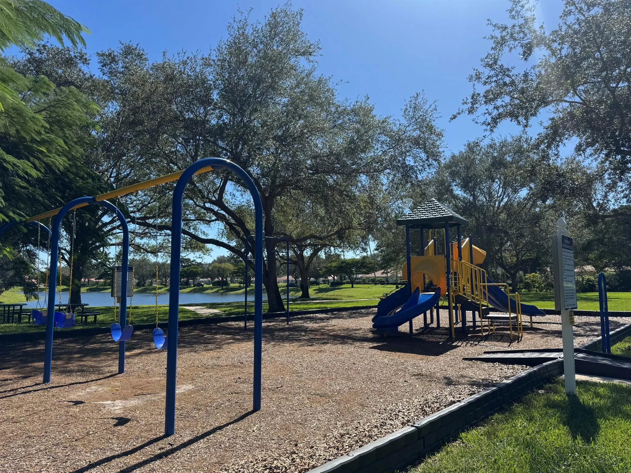 2109 Tarpon Lake Way