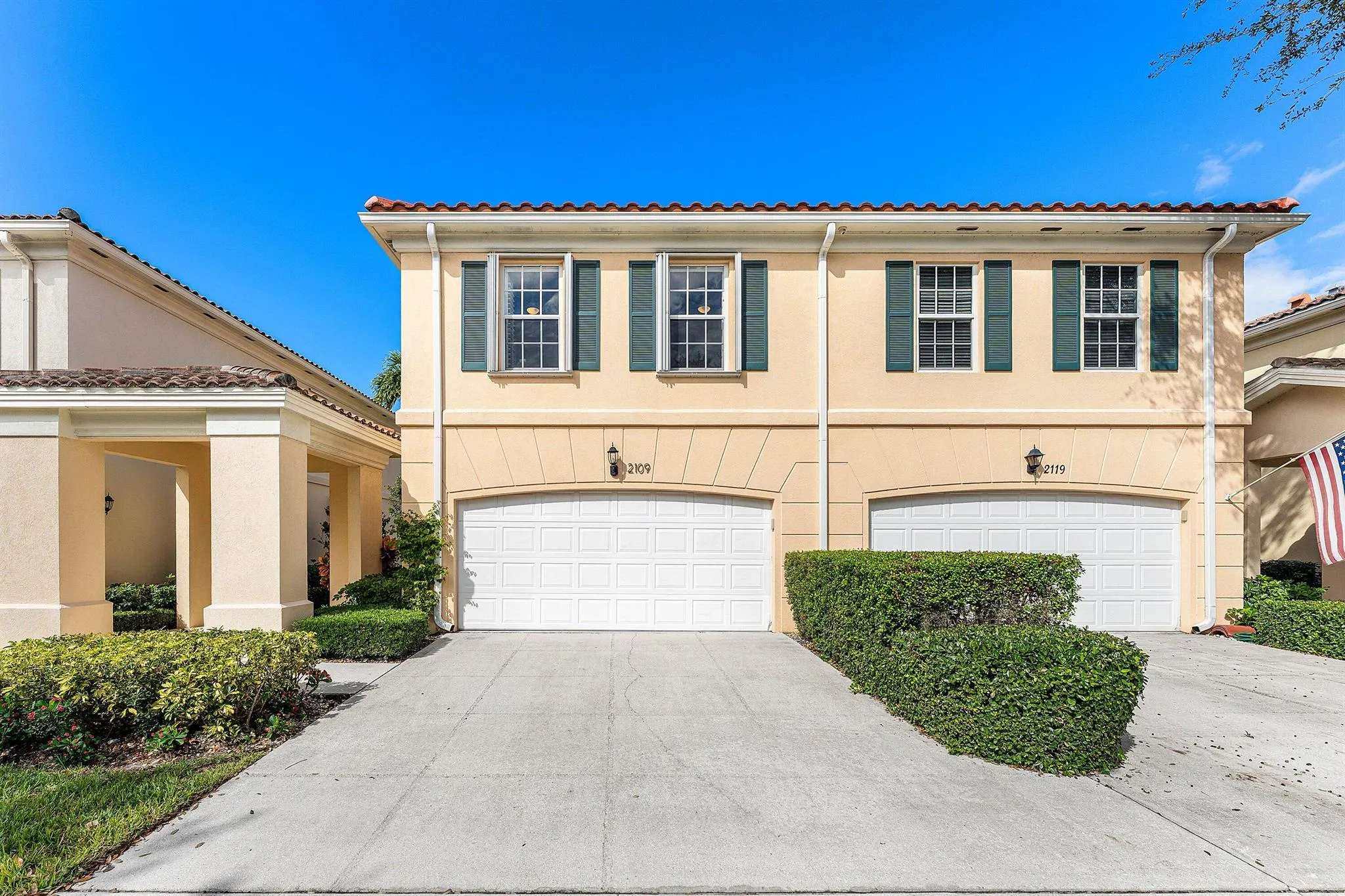 2109 Tarpon Lake Way