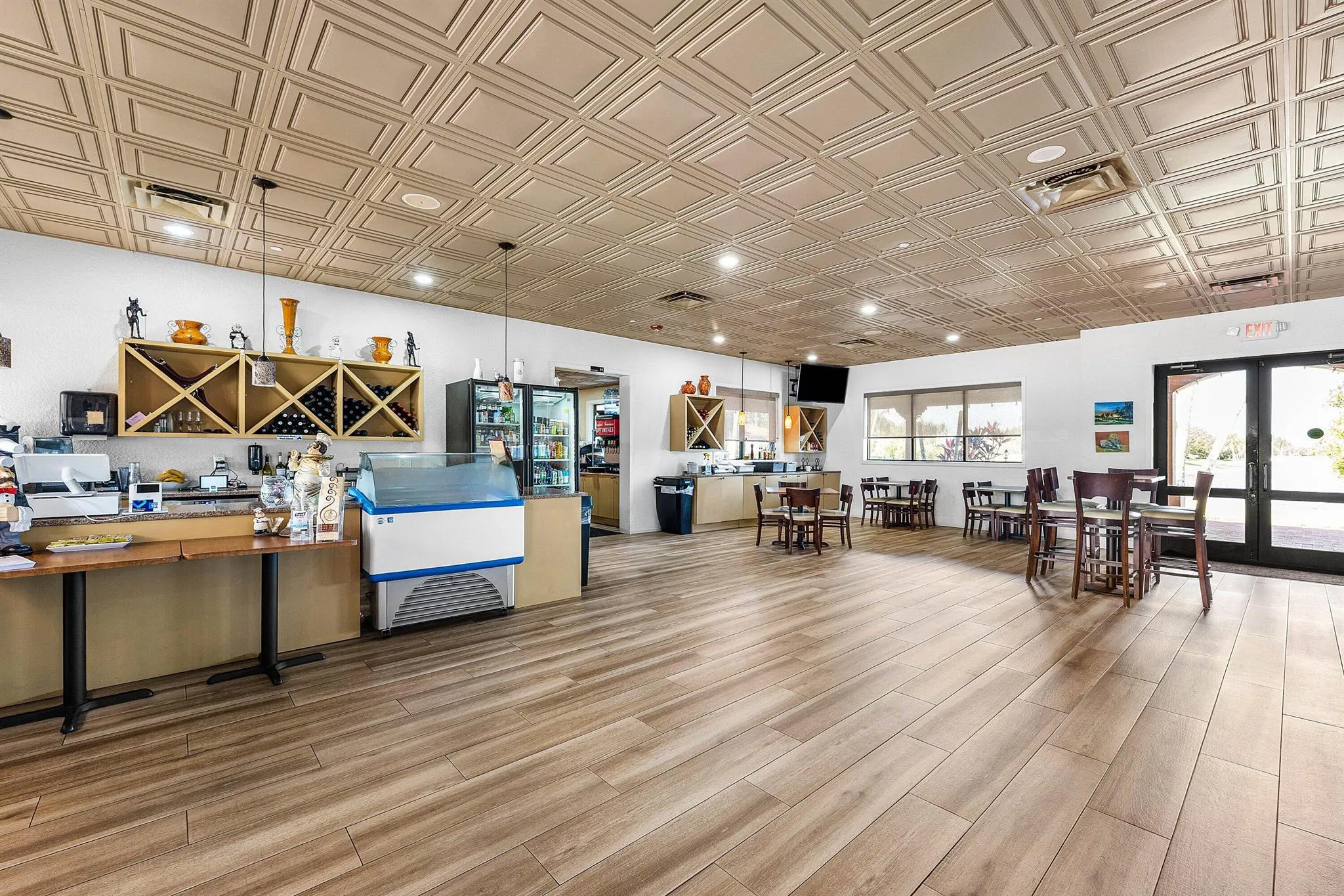 2109 Tarpon Lake Way