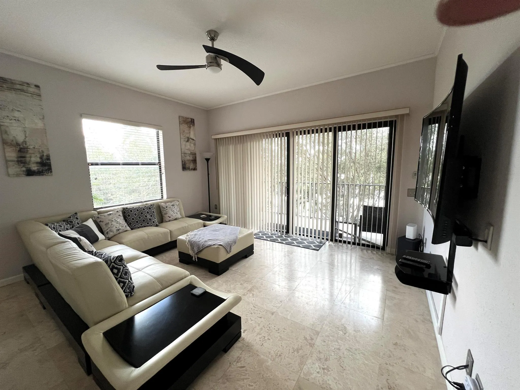 1640 Presidential Way, #301