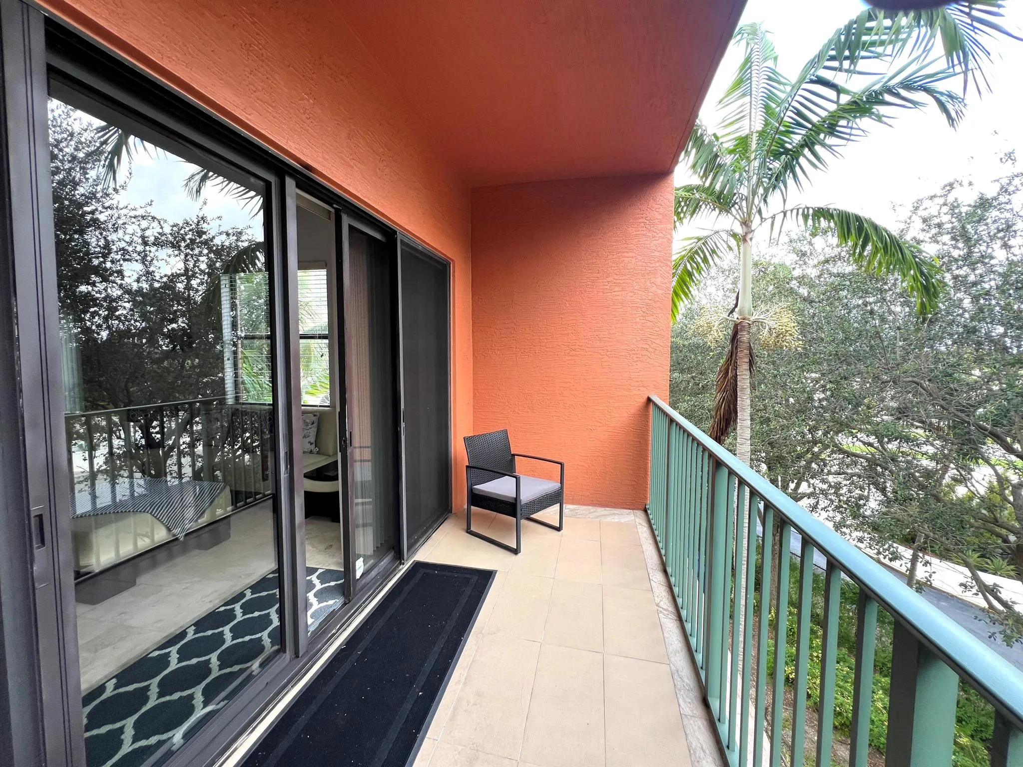 1640 Presidential Way, #301