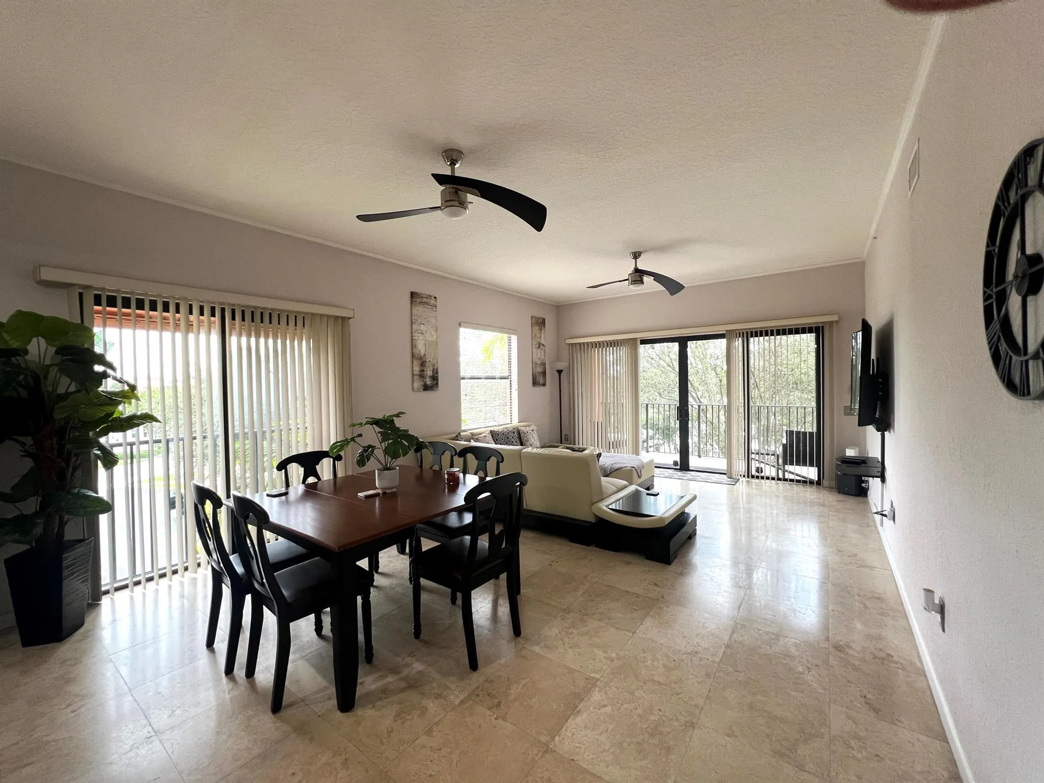 1640 Presidential Way, #301