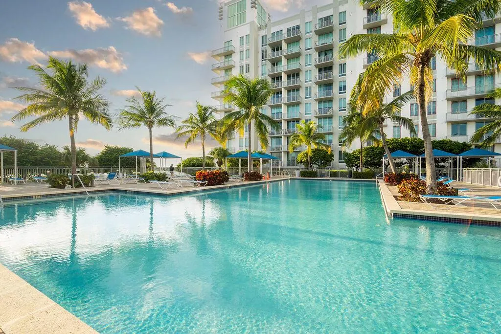 300 S Australian Avenue, #1608