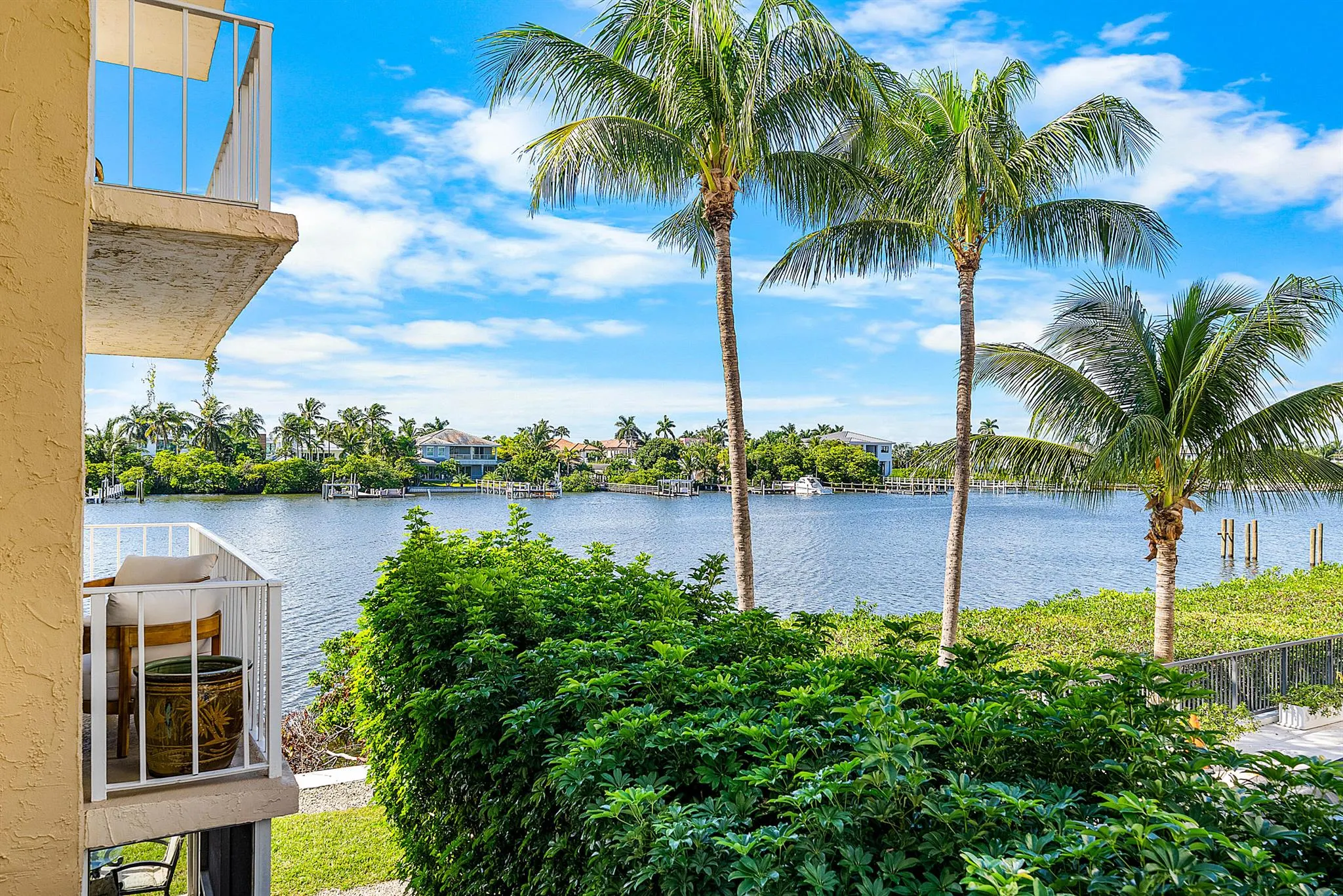 3575 S Ocean Boulevard, #2000