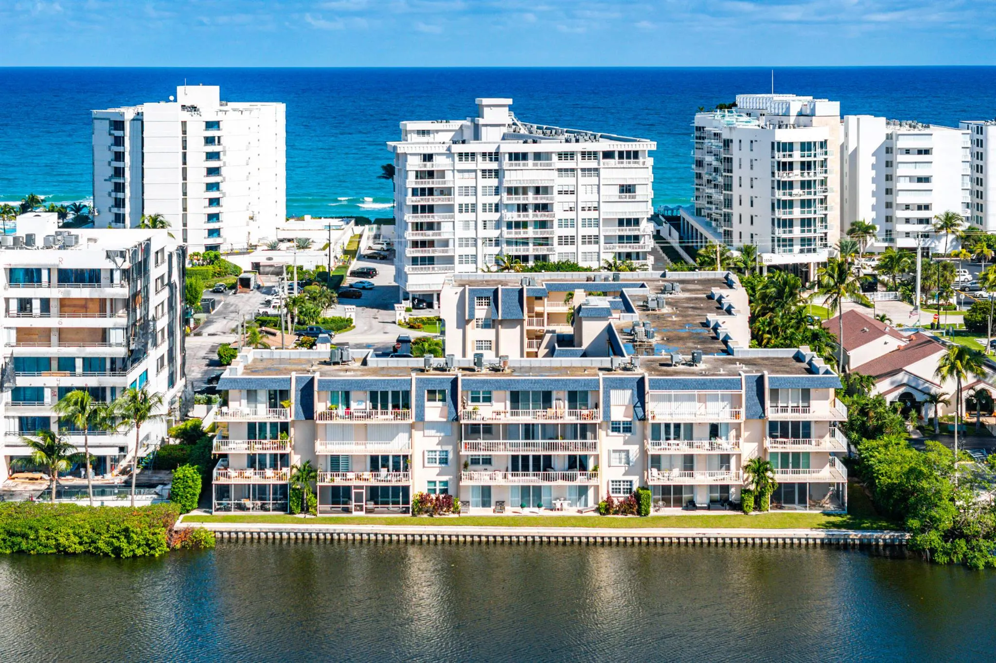 3575 S Ocean Boulevard, #2000