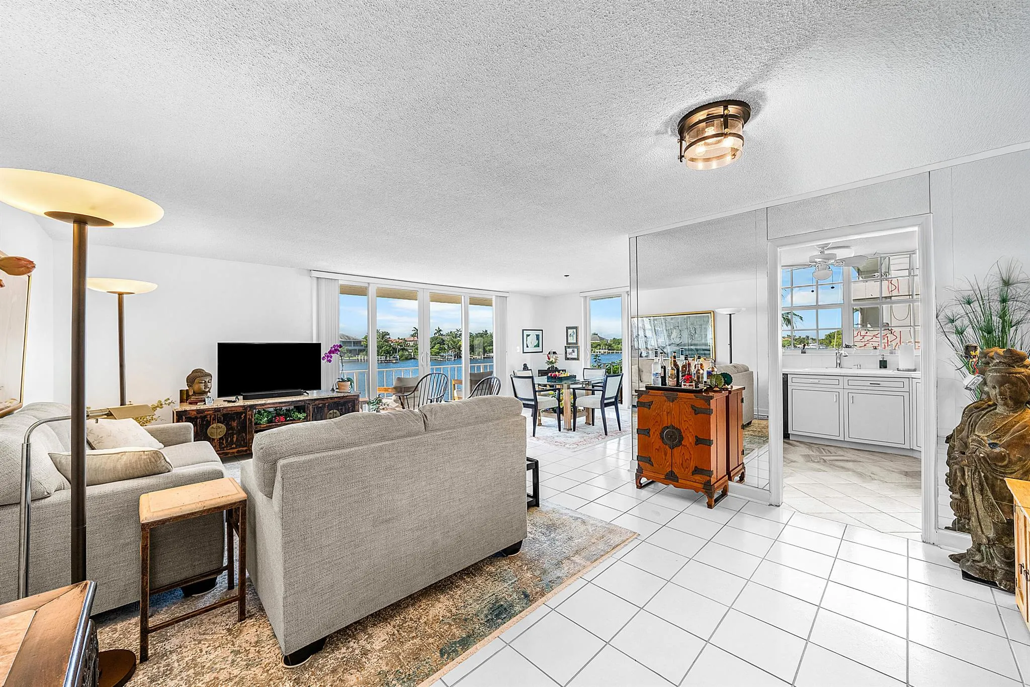 3575 S Ocean Boulevard, #2000