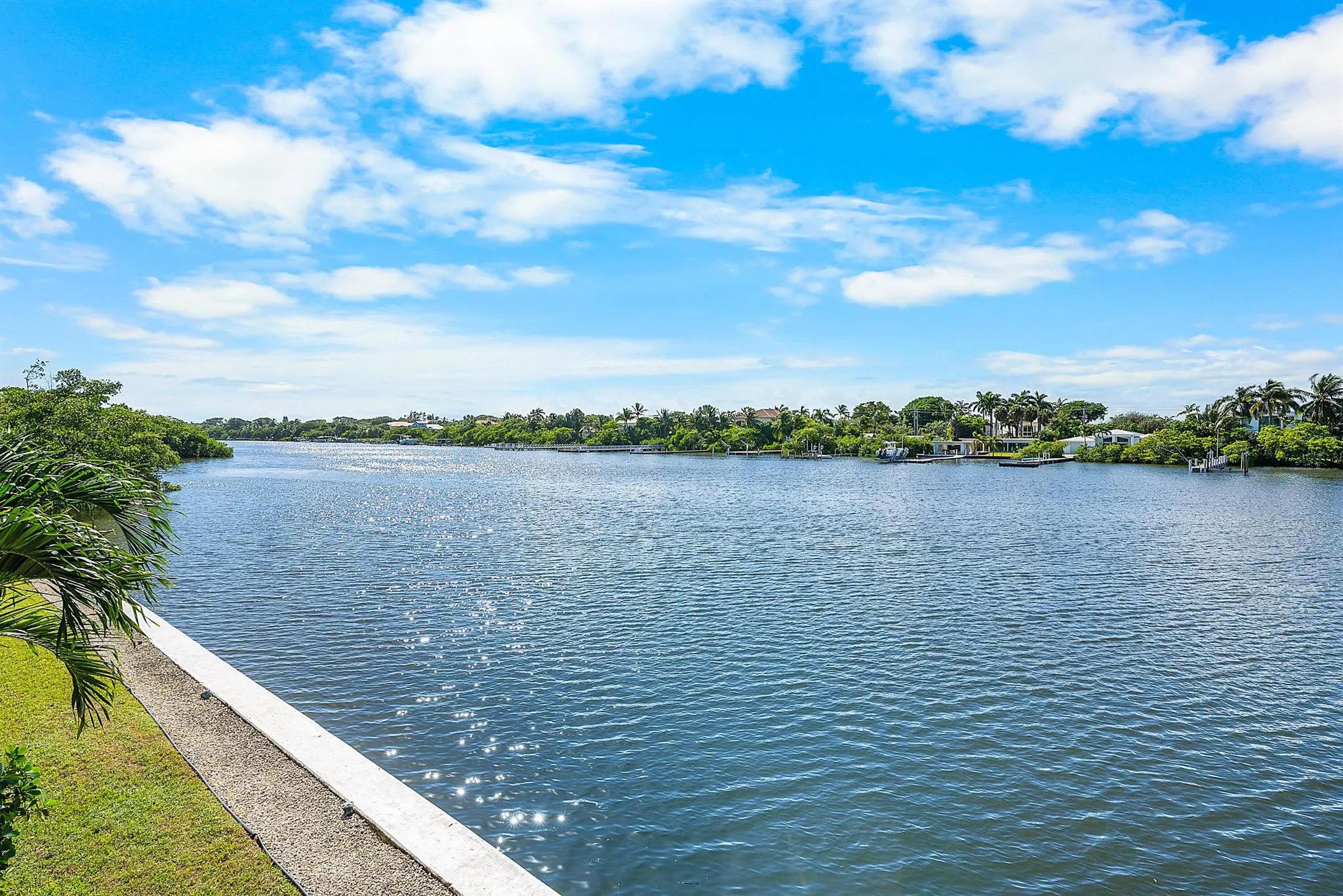 3575 S Ocean Boulevard, #2000