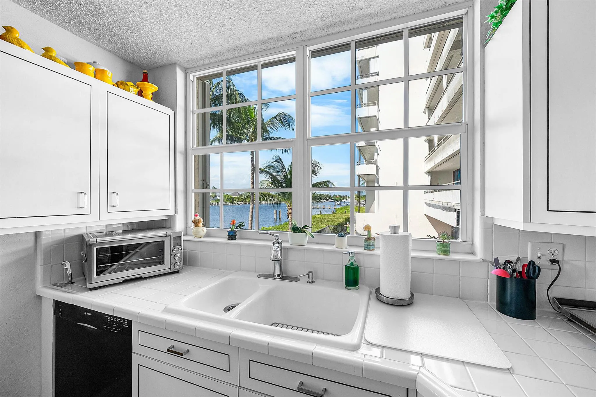 3575 S Ocean Boulevard, #2000