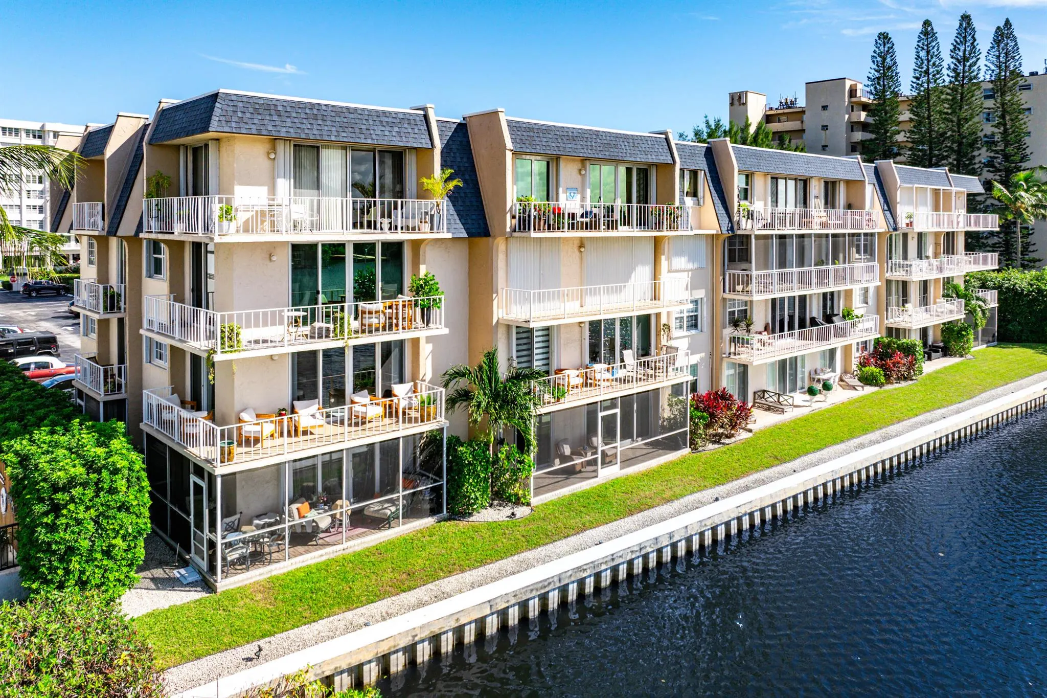 3575 S Ocean Boulevard, #2000