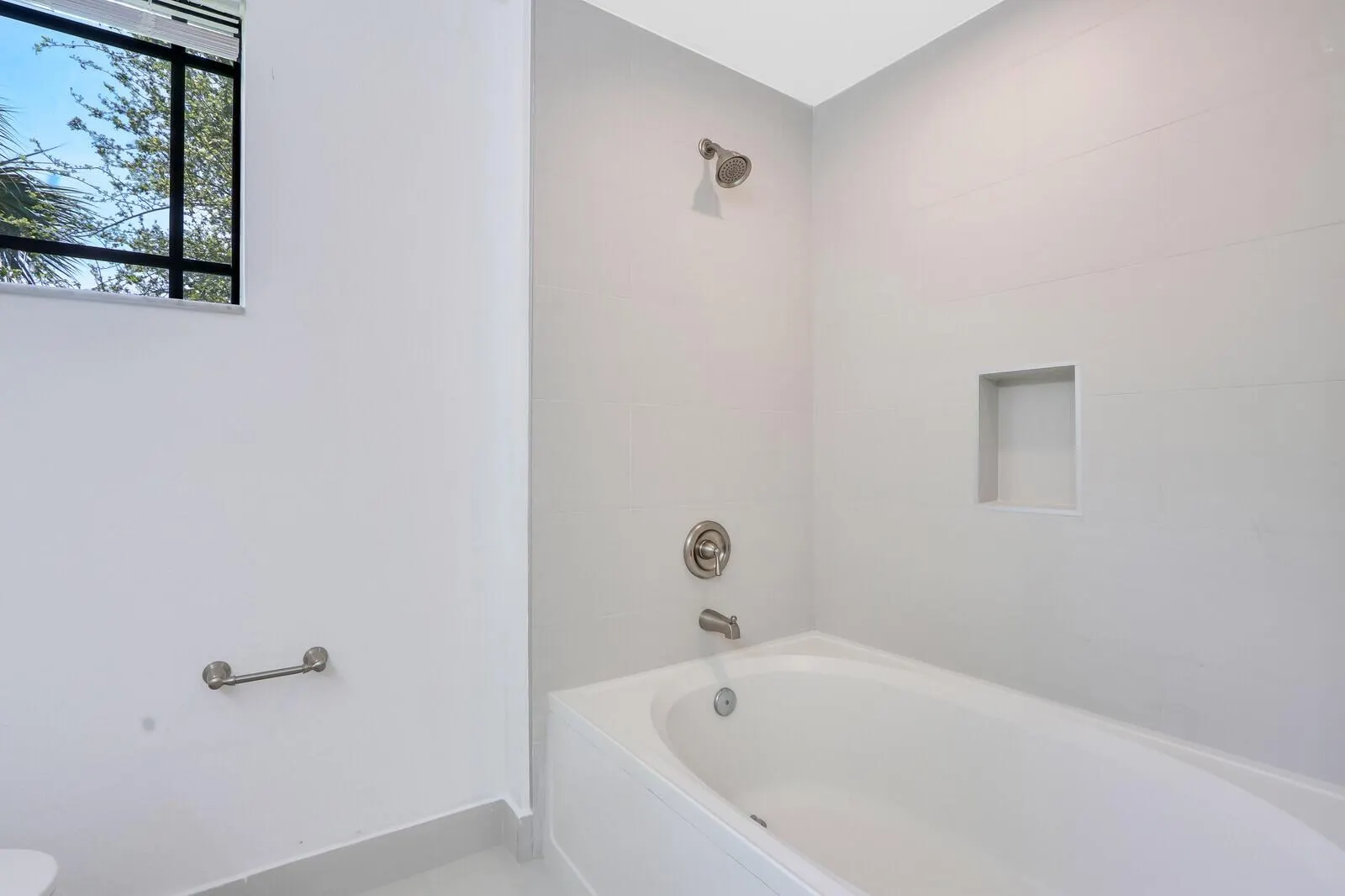 3023 Alcazar Place, #203