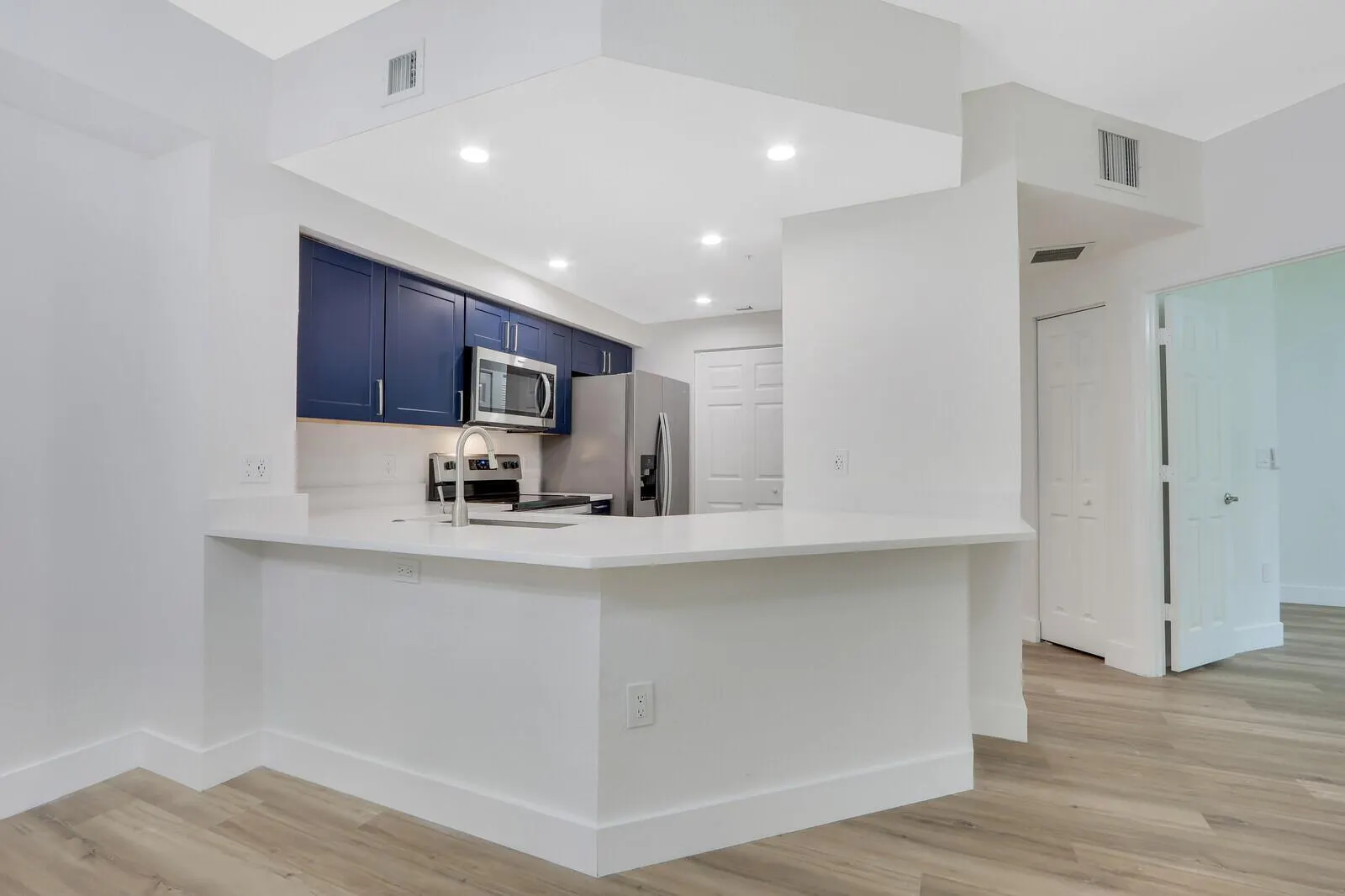 3023 Alcazar Place, #203