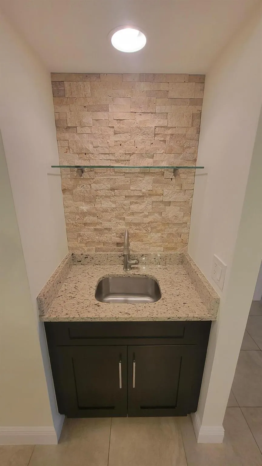 1072 Keystone Drive N, #A