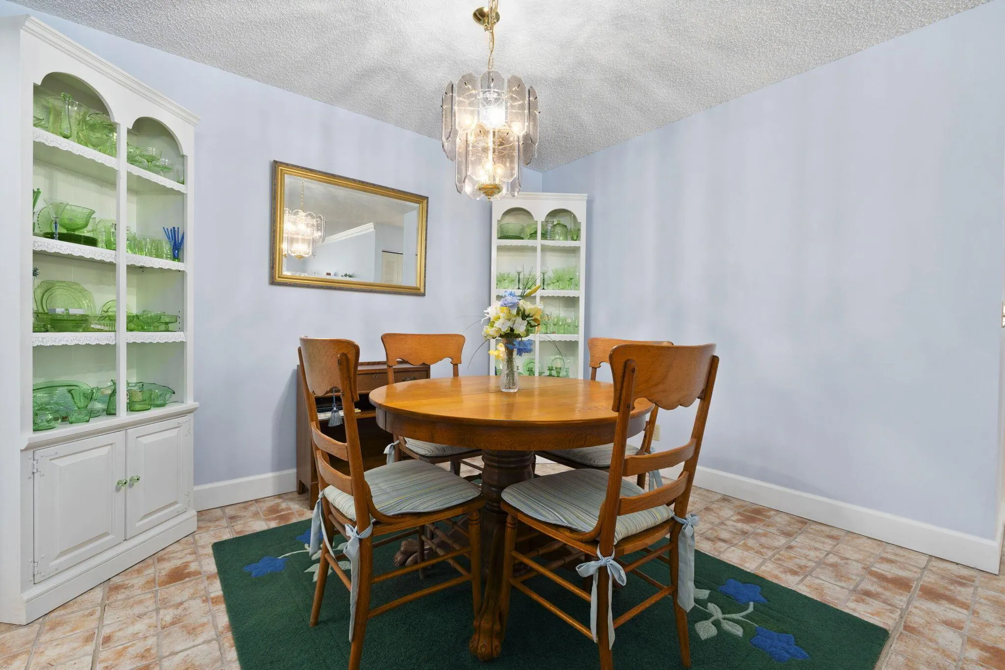 1767 S Dovetail Drive, #R