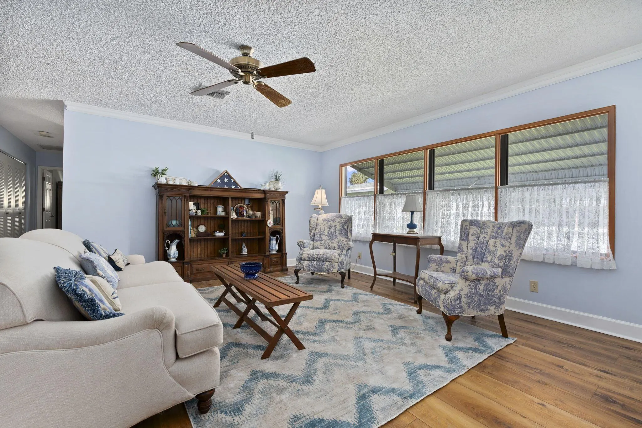 1767 S Dovetail Drive, #R