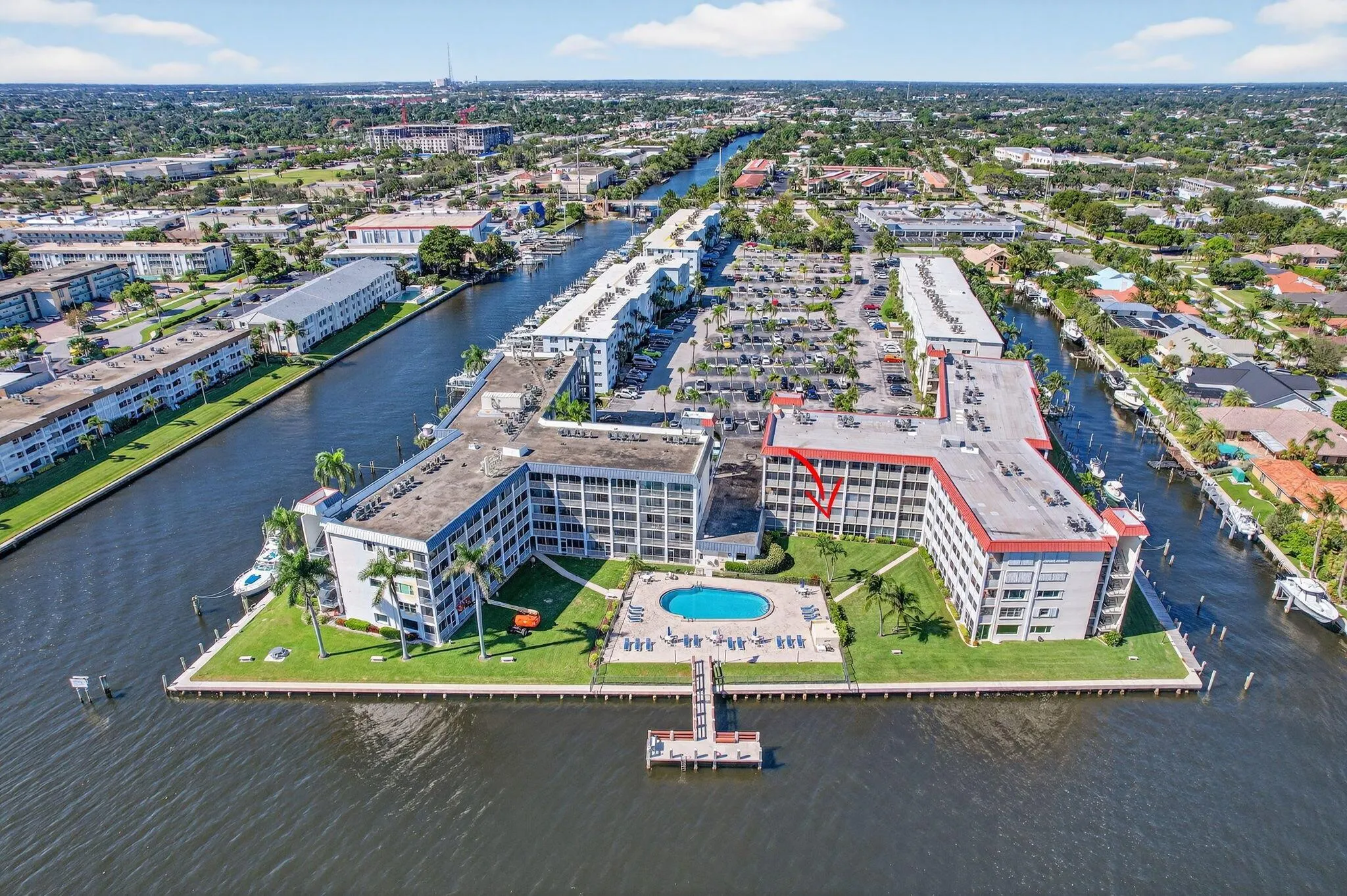 105 Paradise Harbour Boulevard, #102