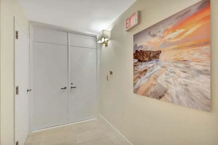 5550 N Ocean Drive, #2b