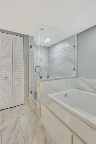 5550 N Ocean Drive, #2b