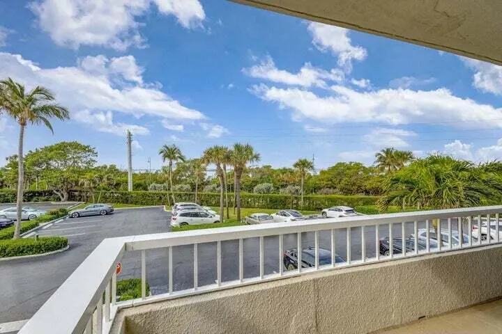 5550 N Ocean Drive, #2b