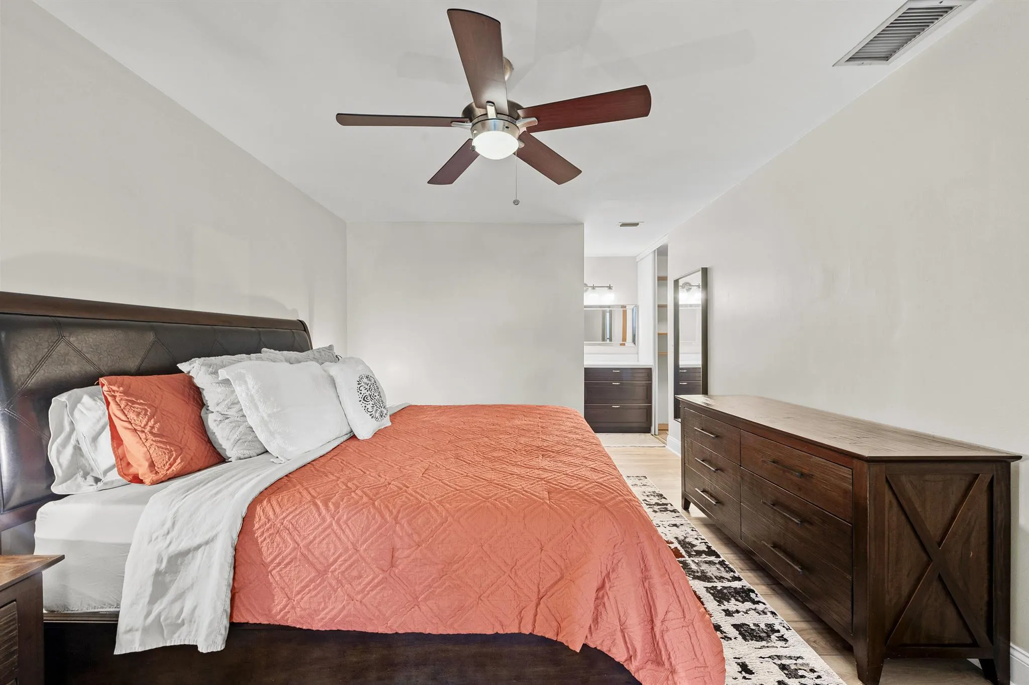 4718 NW 22nd Street, #4268