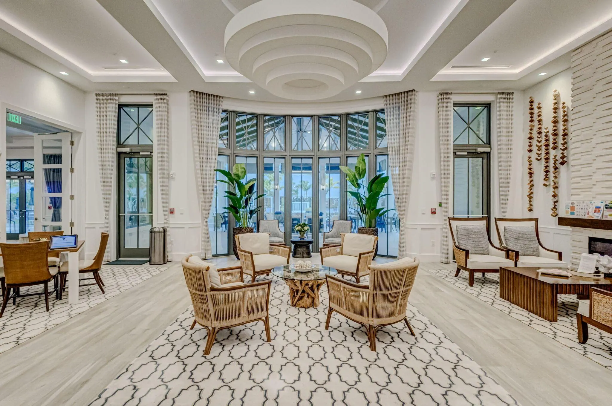 9288 Crestview Circle